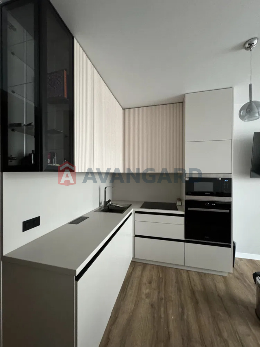 1 ��. ��������, 35/-/16 ��. �., 4/4 ������ ���� 6