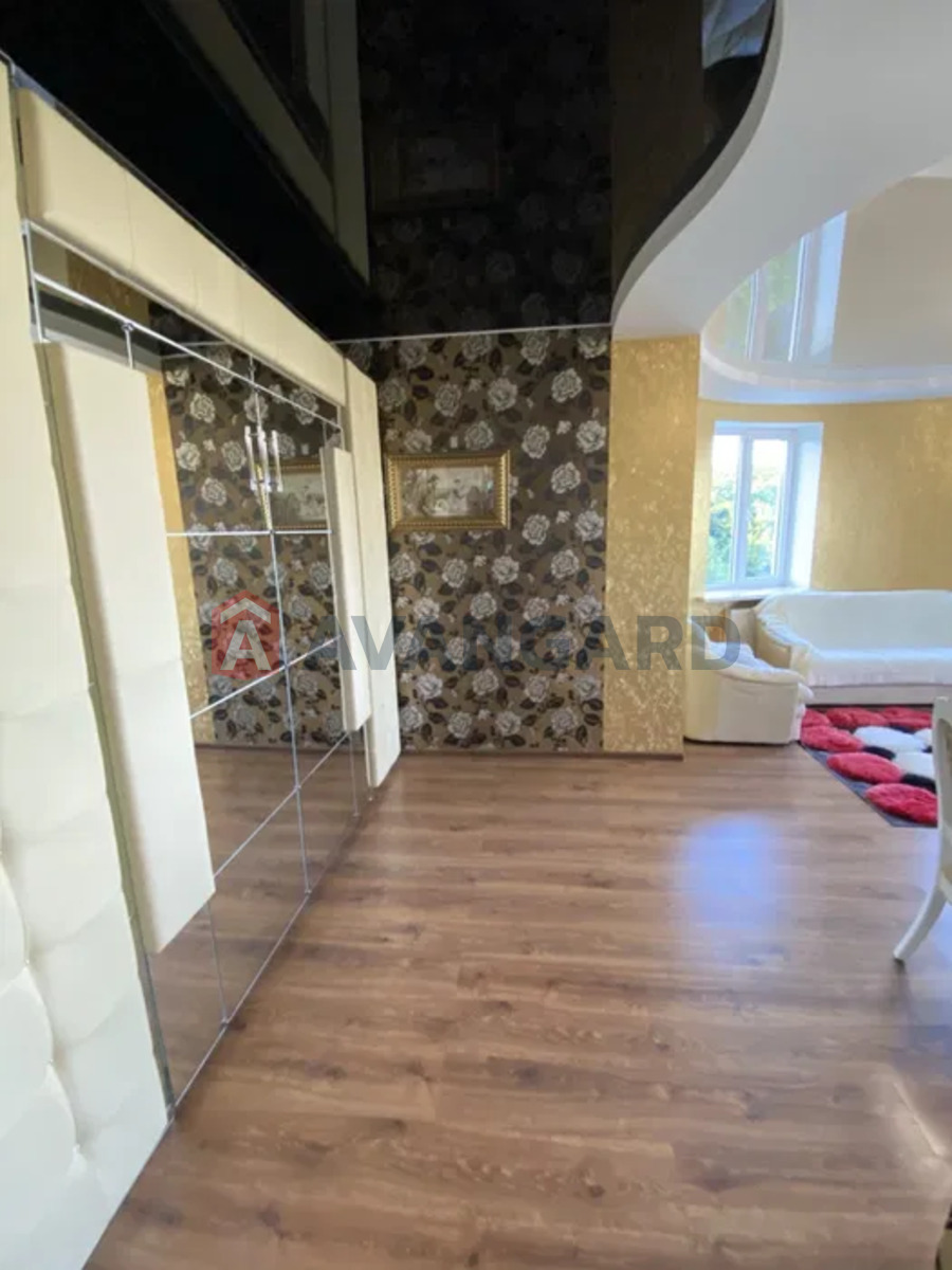 1 ��. ��������, 55/-/12 ��. �., 8/11 ������ ���� 2