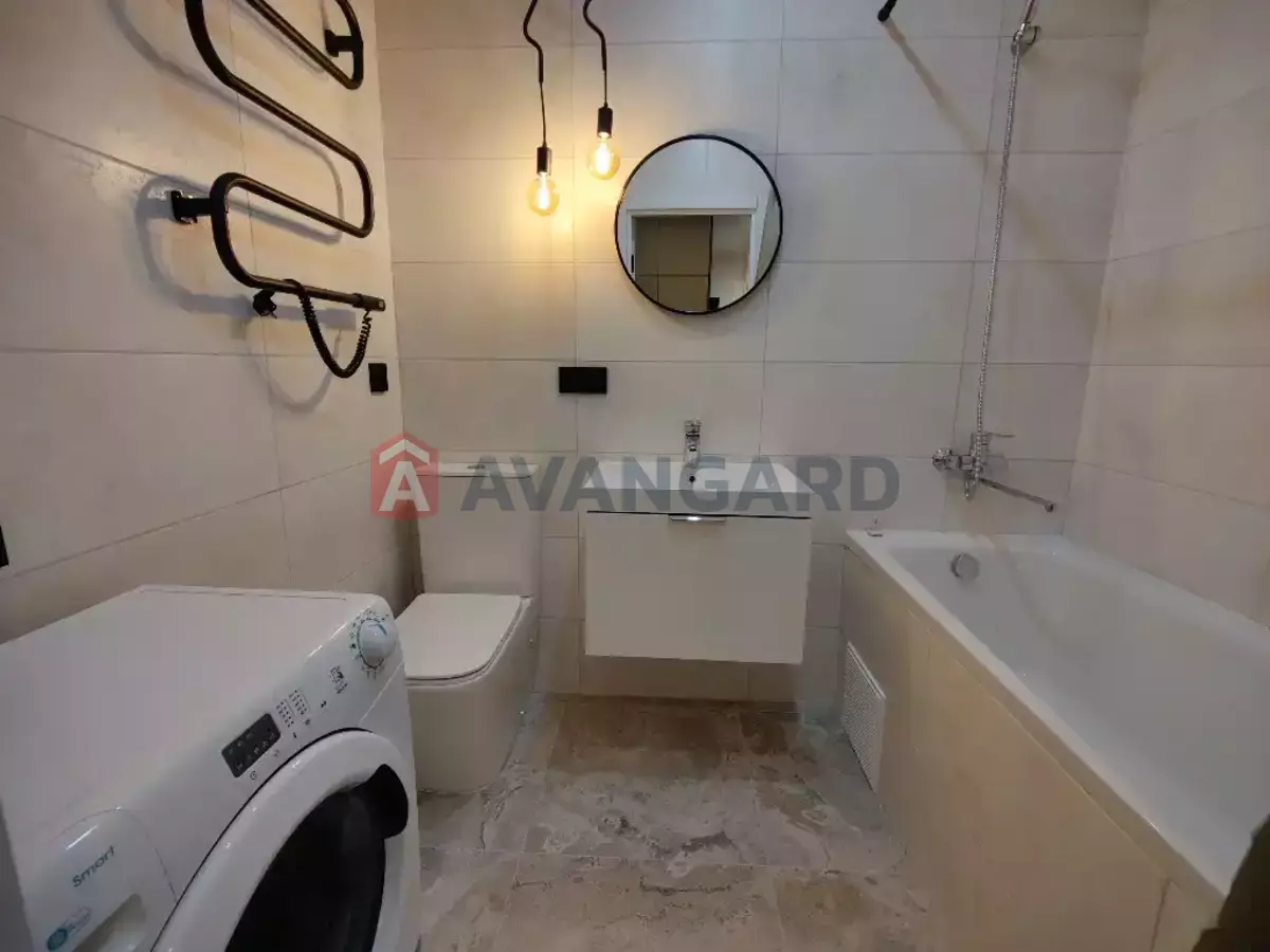 1 ��. ��������, 37/-/15 ��. �., 5/10 ������ ���� 14