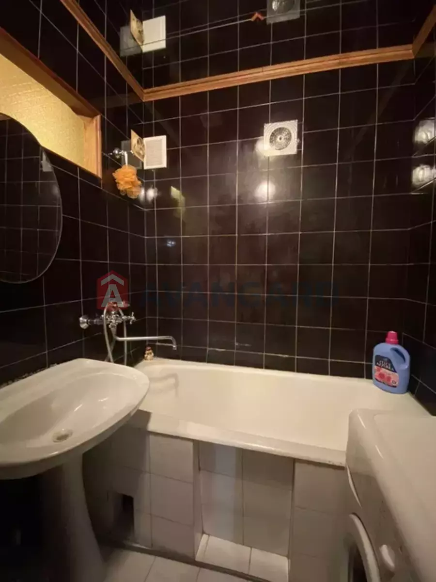 2 ��. ��������, 50/-/8 ��. �., 3/9 ������ ���� 2