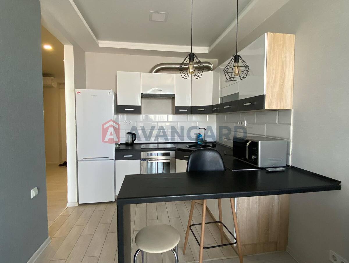 2 ��. ��������, 47/-/- ��. �., 9/18 ������ ���� 7