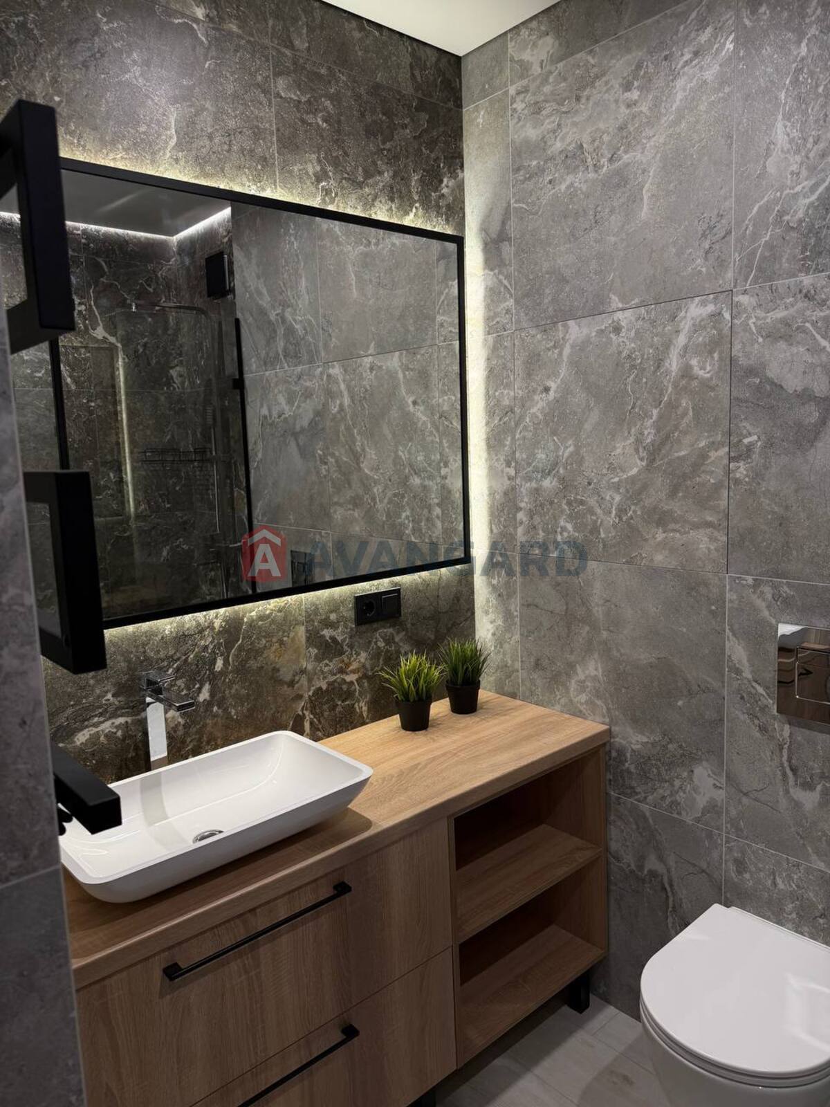 1 ����. ��������, 45/-/6 ��. �., 7/10 ���� ���� 7