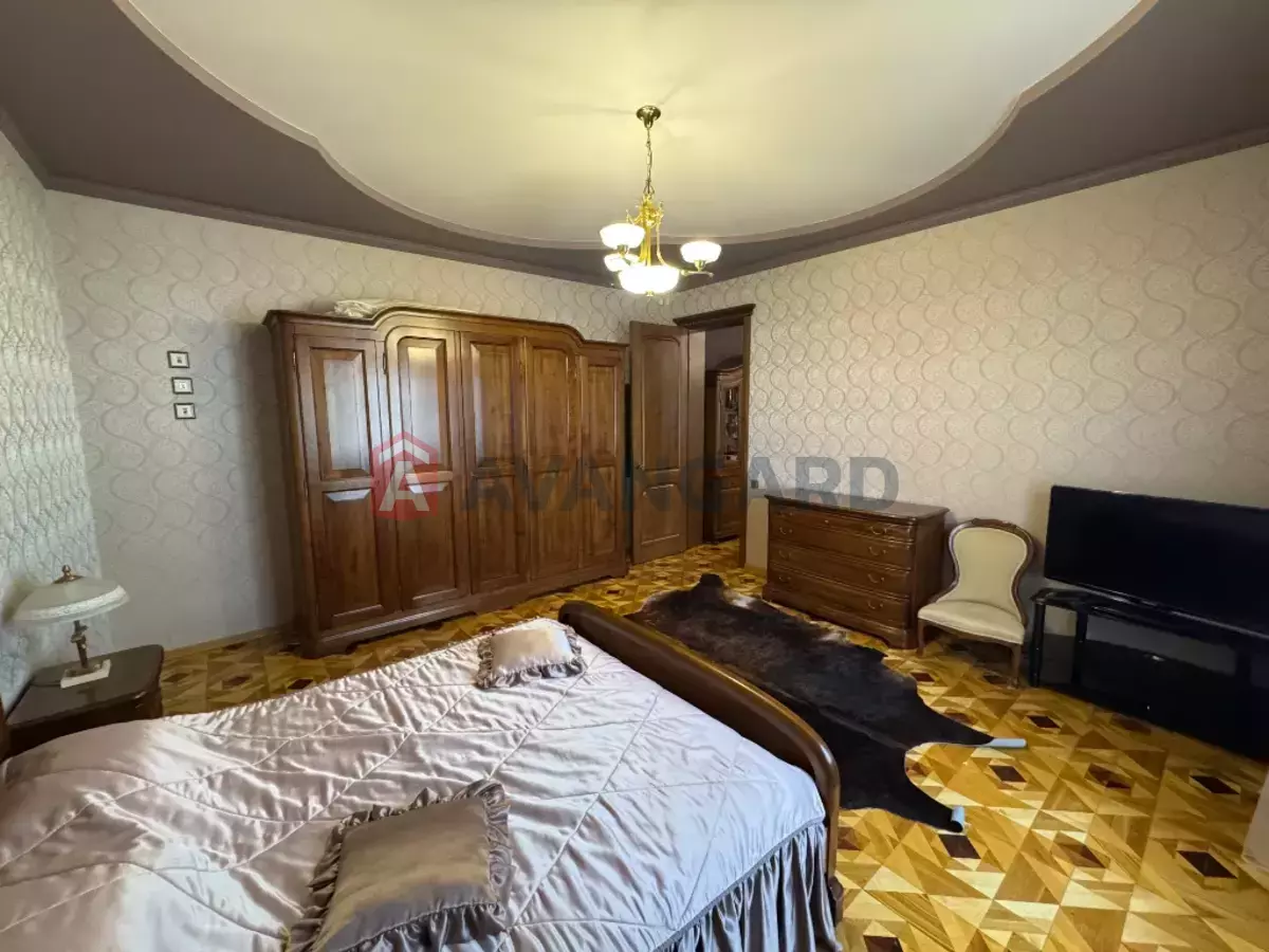 4 . , 116/-/- . ., 5/5   8