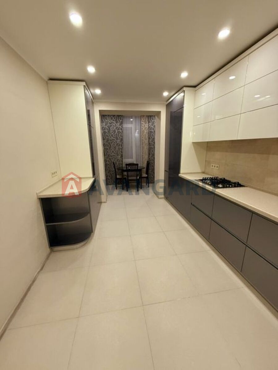 3 кім. квартира, 106/-/30 кв. м., 2/10 поверх фото 7 3 кім. квартира, 106/-/30 кв. м., 2/10 поверх фото 7