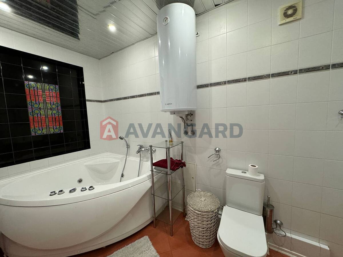 3 ��. ��������, 125/-/12 ��. �., 9/14 ������ ���� 20