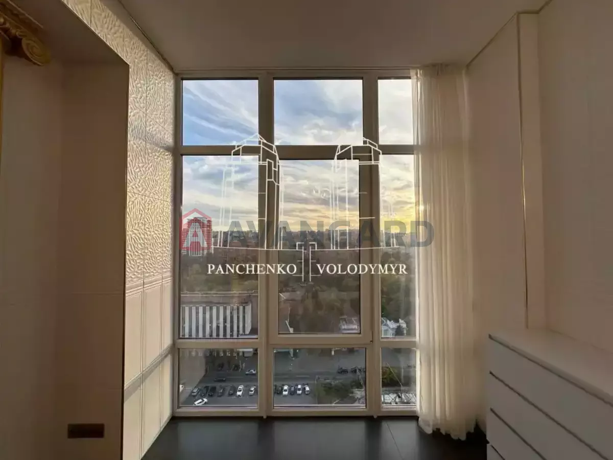 2 ��. ��������, 85/-/30 ��. �., 17/18 ������ ���� 22