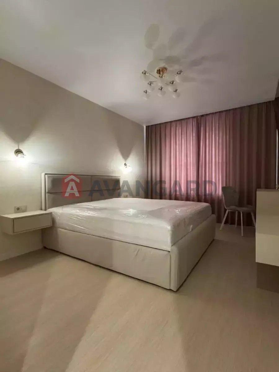 2 ����. ��������, 45/-/- ��. �., 8/10 ���� ���� 10