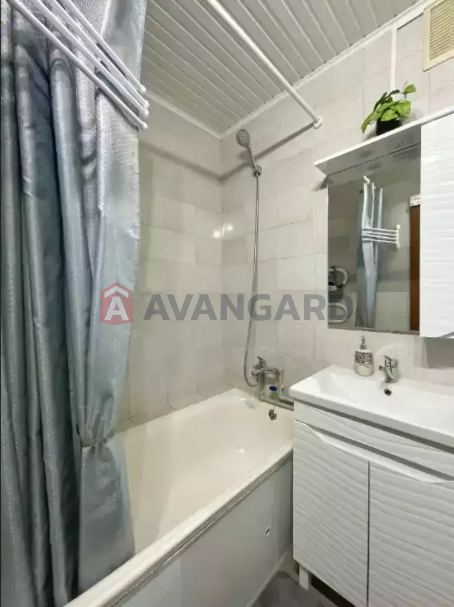 1 ����. ��������, 35/18/6 ��. �., 4/9 ���� ���� 18