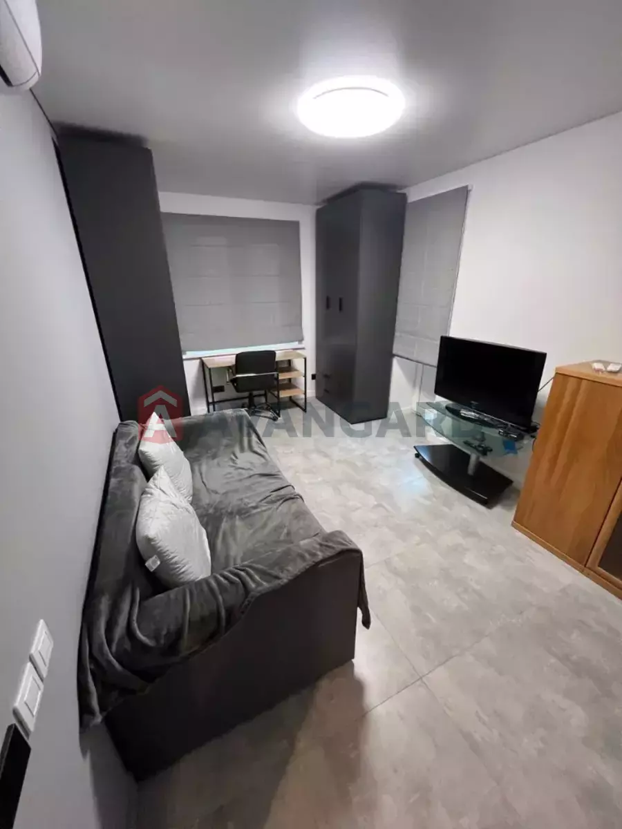 2 ����. ��������, 50/40/8 ��. �., 2/14 ���� ���� 6