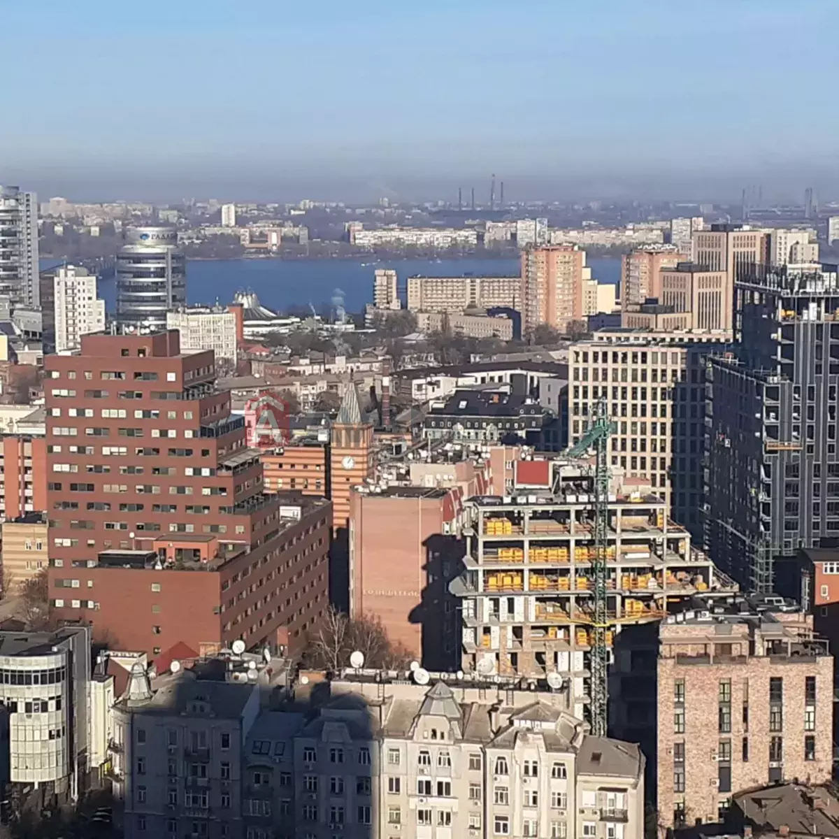 2 ����. ��������, 50/-/15 ��. �., 19/22 ���� ���� 9