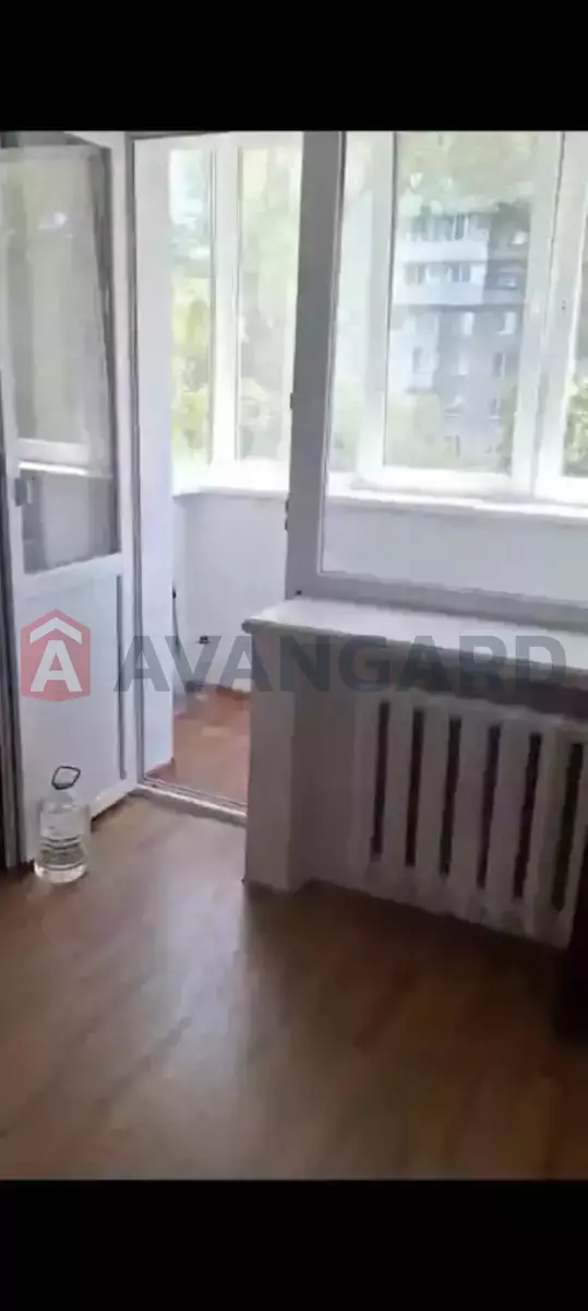 1 ��. ��������, 30/-/- ��. �., 4/5 ������ ���� 2