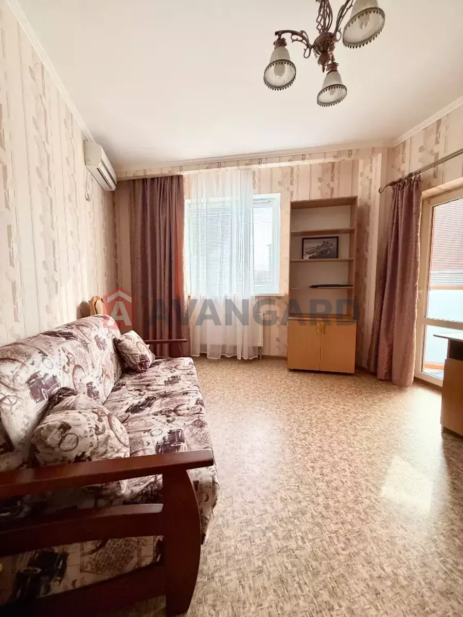 3 . , 90/-/20 . ., 4/10   5