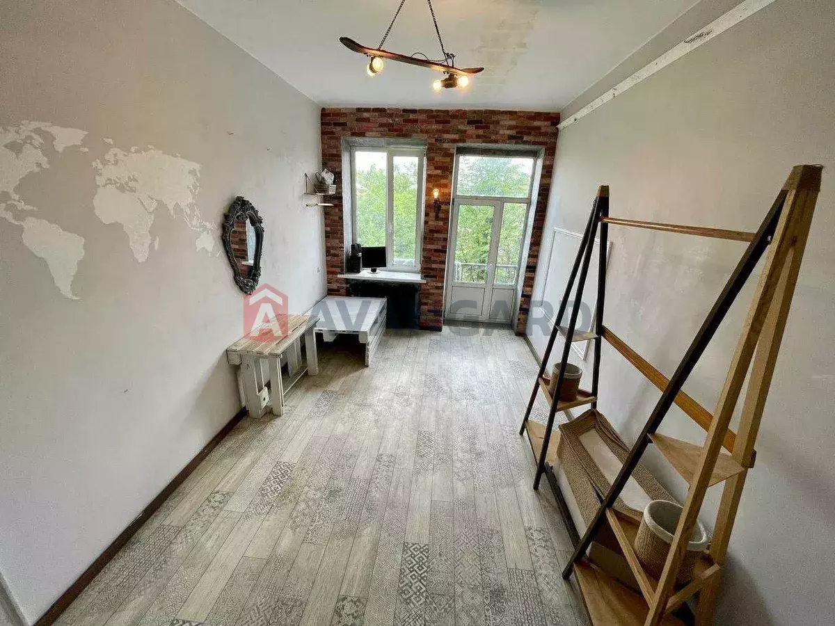 3 . , 79/-/8 . ., 5/5   6