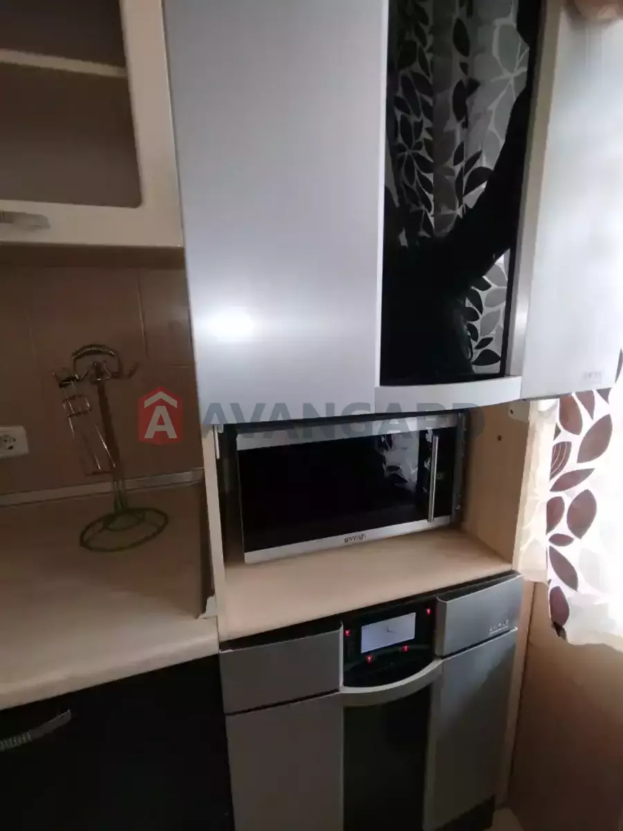 1 ��. ��������, 53/-/20 ��. �., 3/3 ������ ���� 12