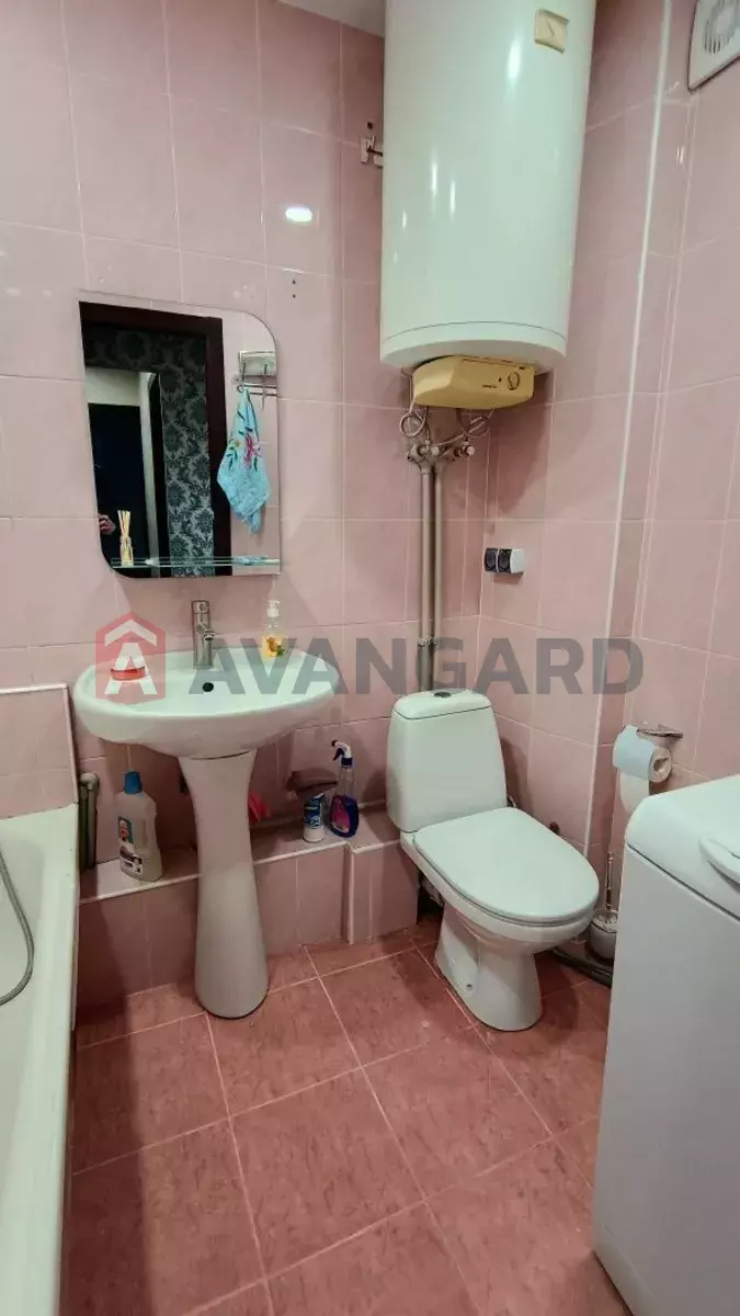 2 ��. ��������, 48/-/7 ��. �., 9/9 ������ ���� 3