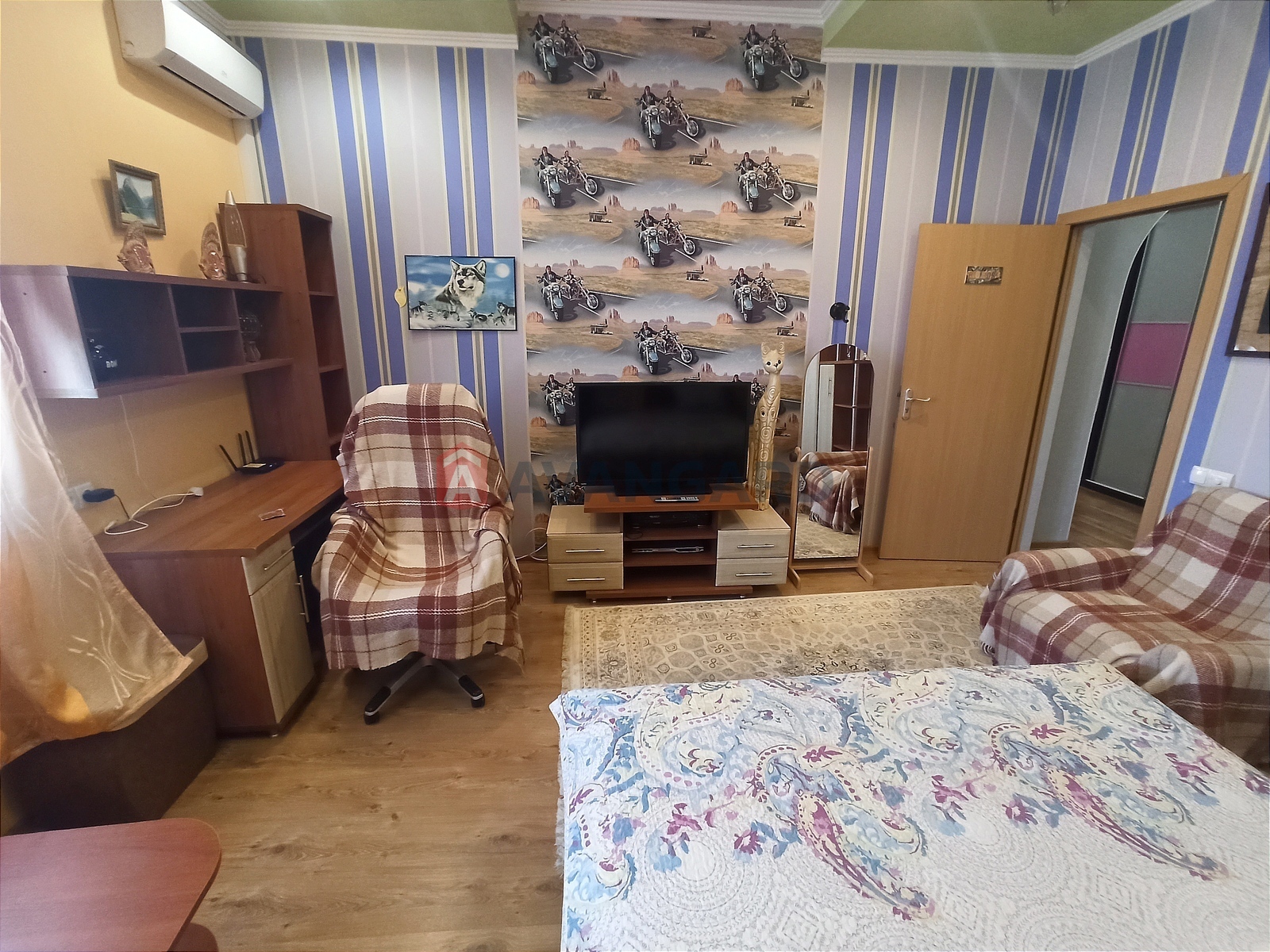 3 ����. ��������, 94/56/18 ��. �., 15/25 ���� ���� 4