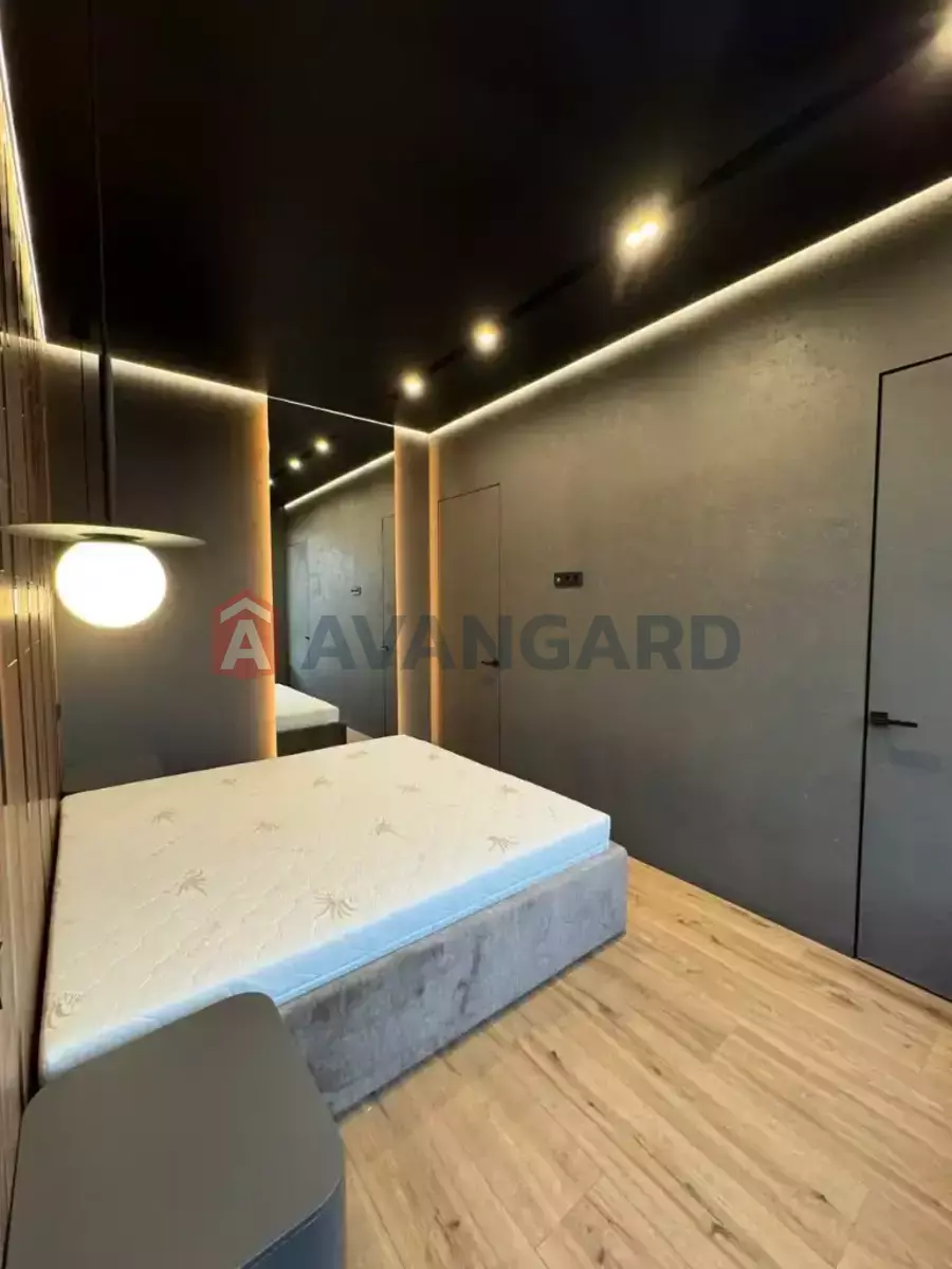 3 ����. ��������, 90/30/18 ��. �., 18/19 ���� ���� 8