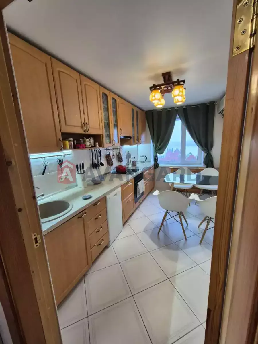 2 ����. ��������, 60/-/- ��. �., 7/11 ���� ���� 3