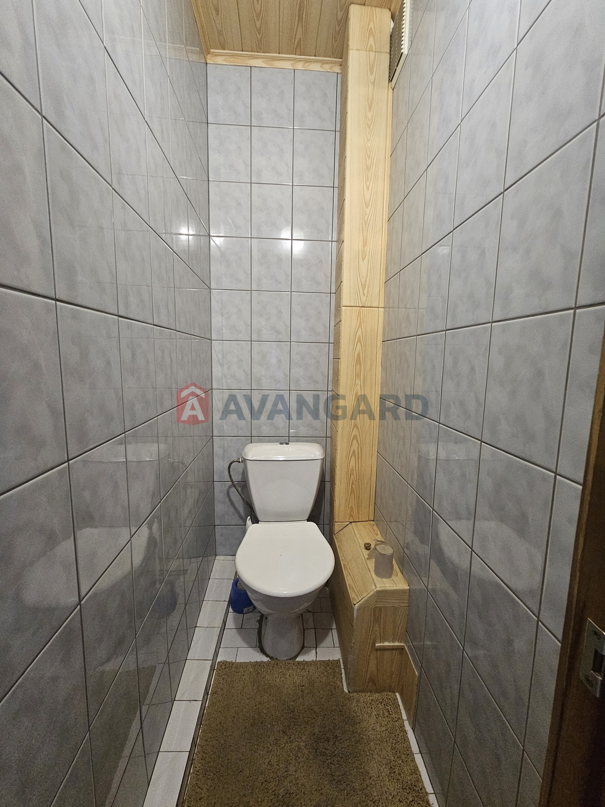 3 . , 68/42/7 . ., 7/9   24