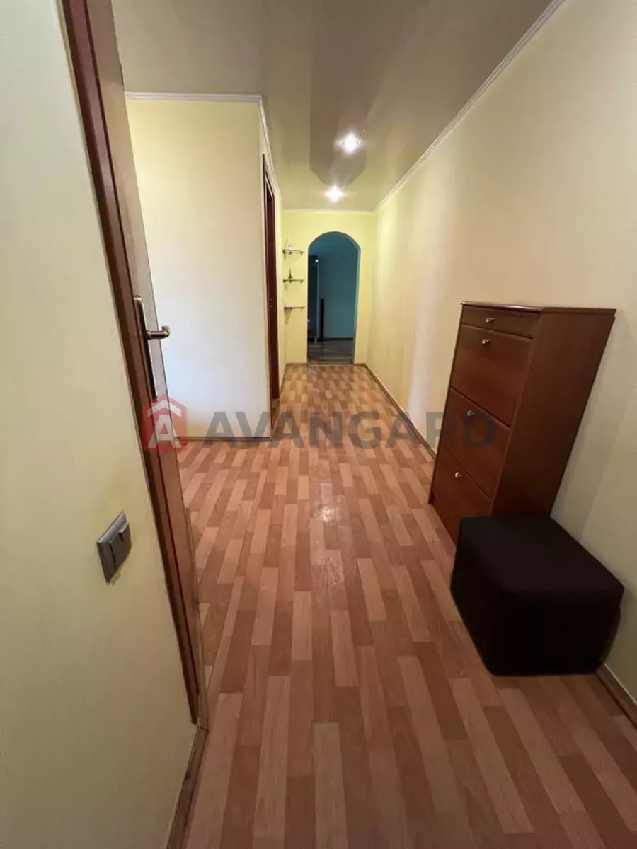 3 . , 71/-/7 . ., 8/9   4