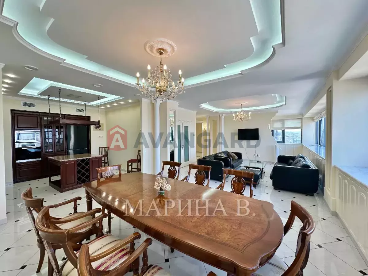 4 ��. ��������, 189/-/35 ��. �., 9/24 ������ ���� 8