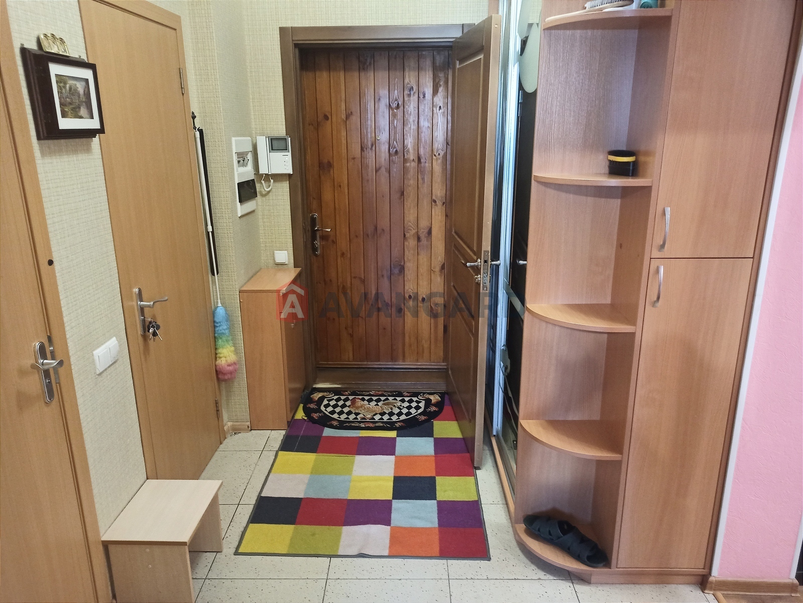 3 ����. ��������, 94/56/18 ��. �., 15/25 ���� ���� 18