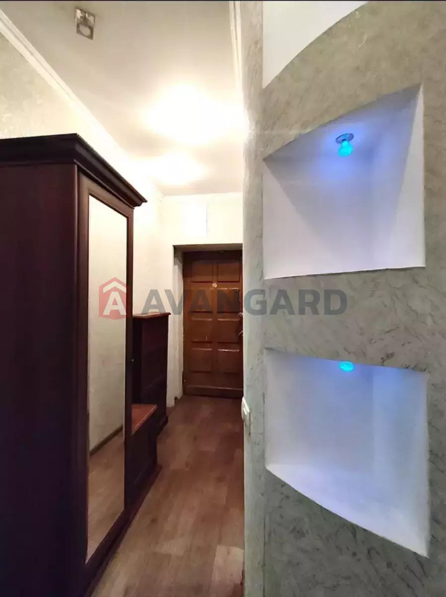 2 ����. ��������, 49/-/8 ��. �., 3/3 ���� ���� 2