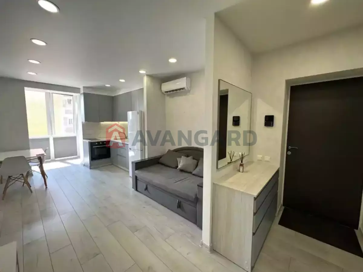 2 ��. ��������, 50/-/15 ��. �., 6/10 ������ ���� 5