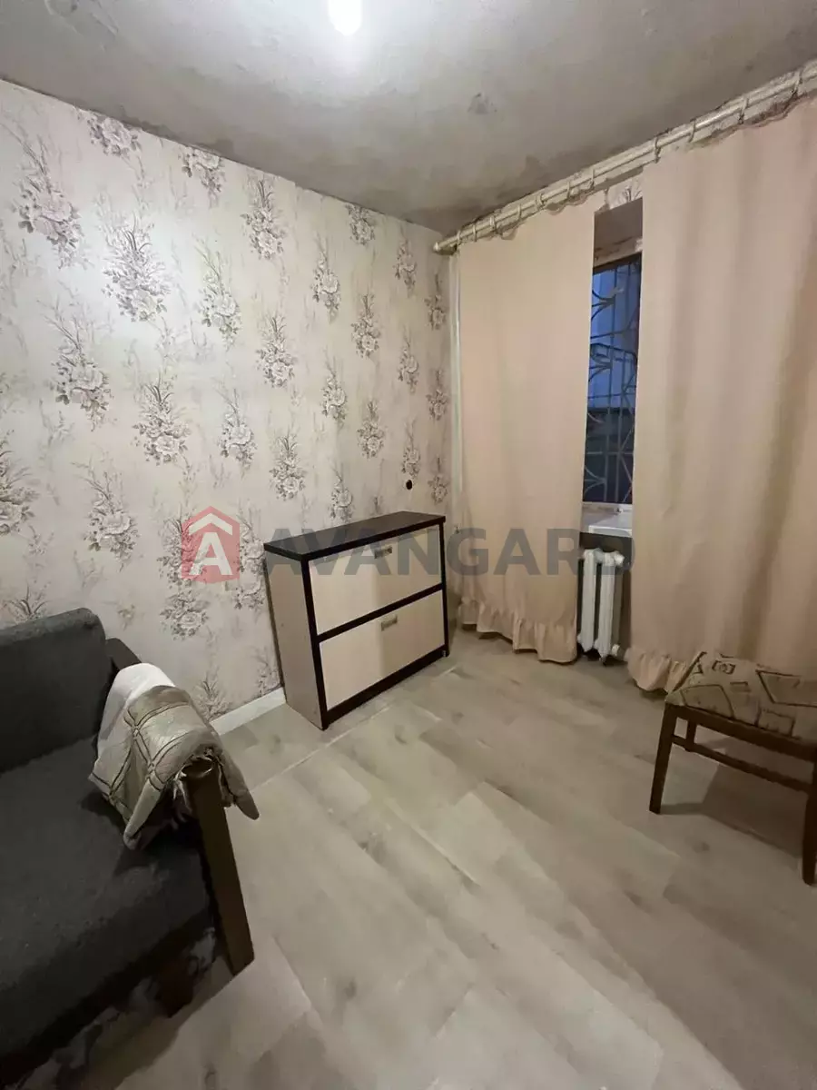 2 ����. ��������, 37/25/5 ��. �., 1/9 ���� ���� 3