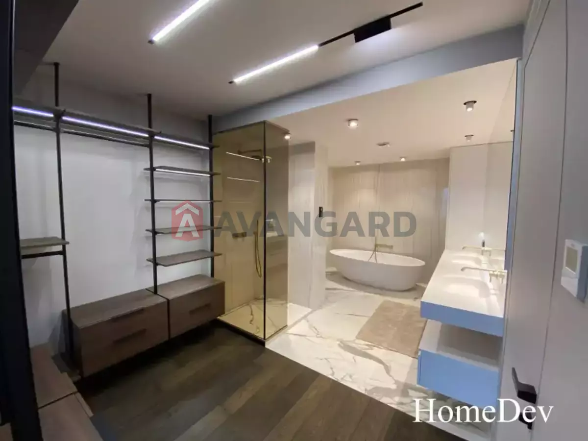 4 ��. ��������, 138/-/25 ��. �., 4/6 ������ ���� 4