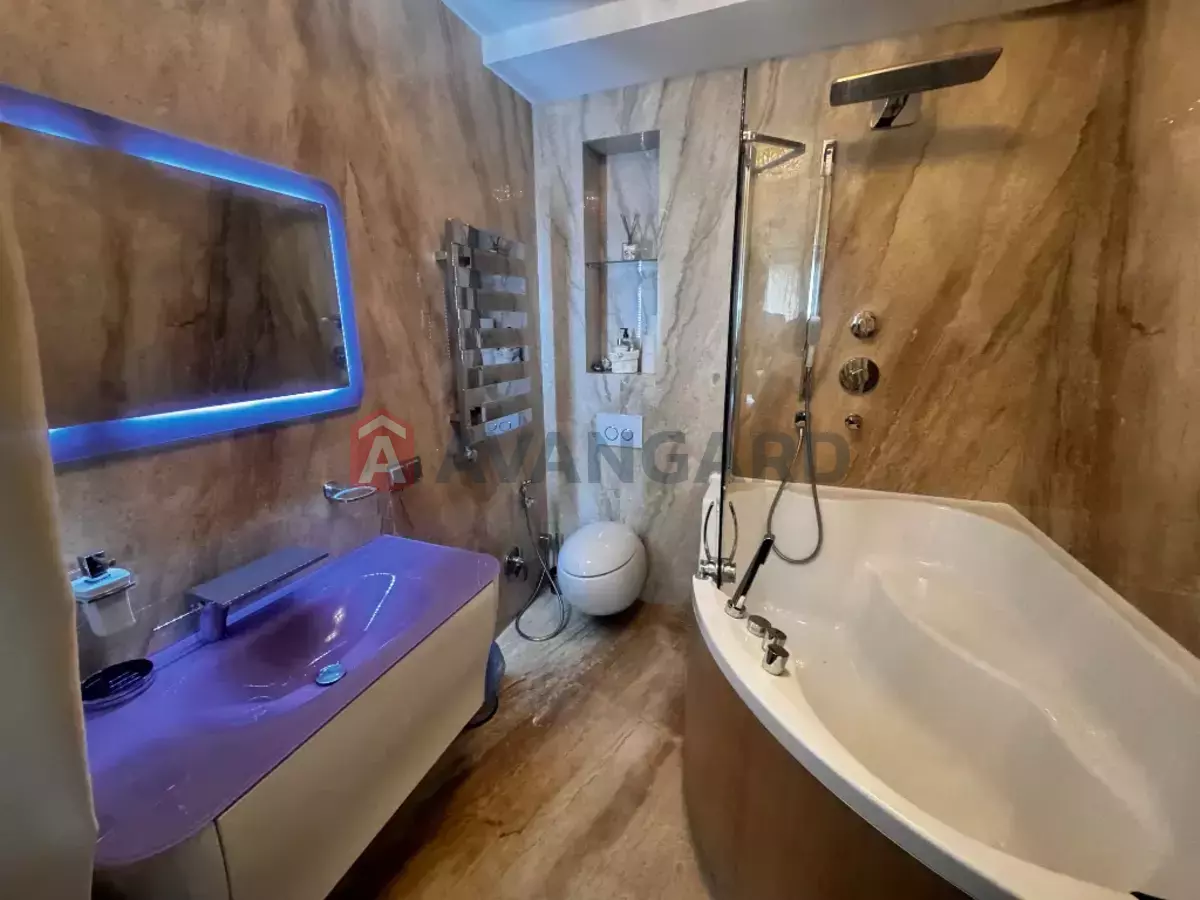 4 ��. ��������, 150/-/- ��. �., 7/8 ������ ���� 20