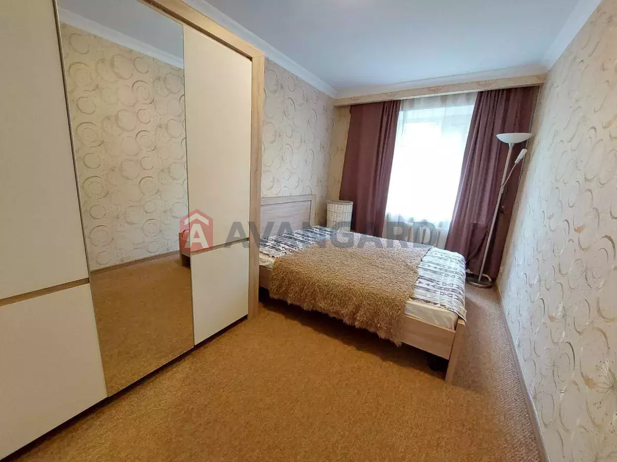 2 . , 49/-/8 . ., 2/9   5