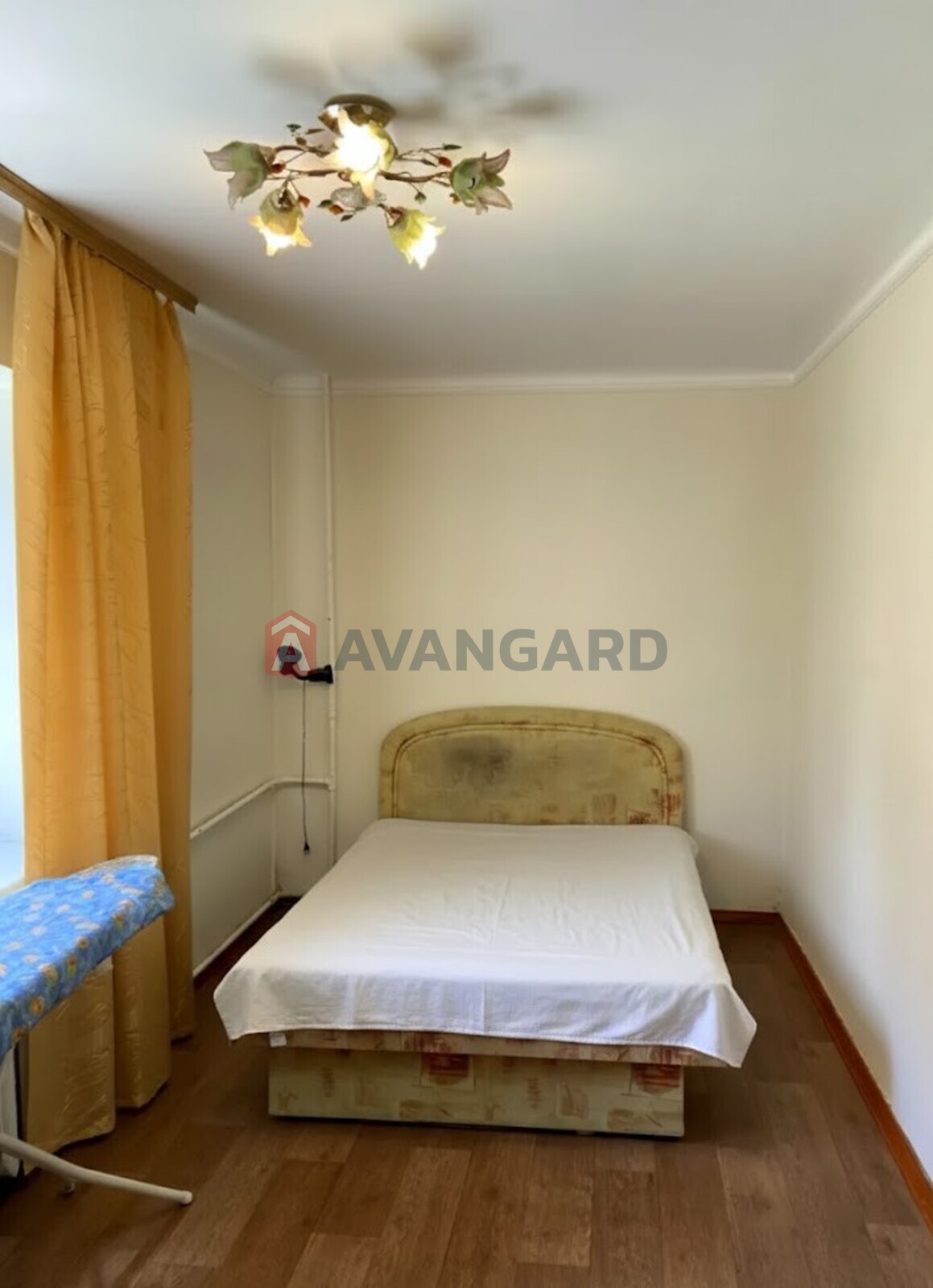 1 ��. ��������, 46/-/- ��. �., 2/5 ������ ���� 3