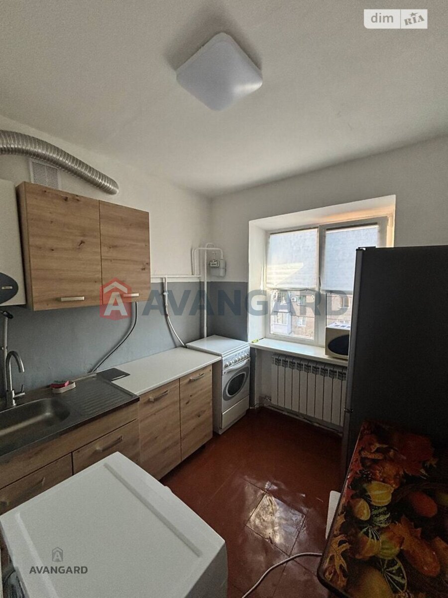 1 ����. ��������, 30/24/6 ��. �., 5/5 ���� ���� 4