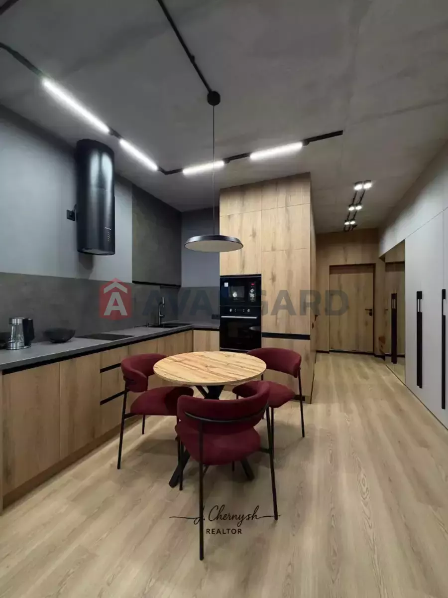 2 ����. ��������, 53/40/20 ��. �., 19/24 ���� ���� 3