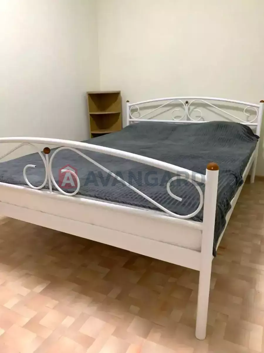 2 ����. ��������, 40/-/7 ��. �., 3/9 ���� ���� 5