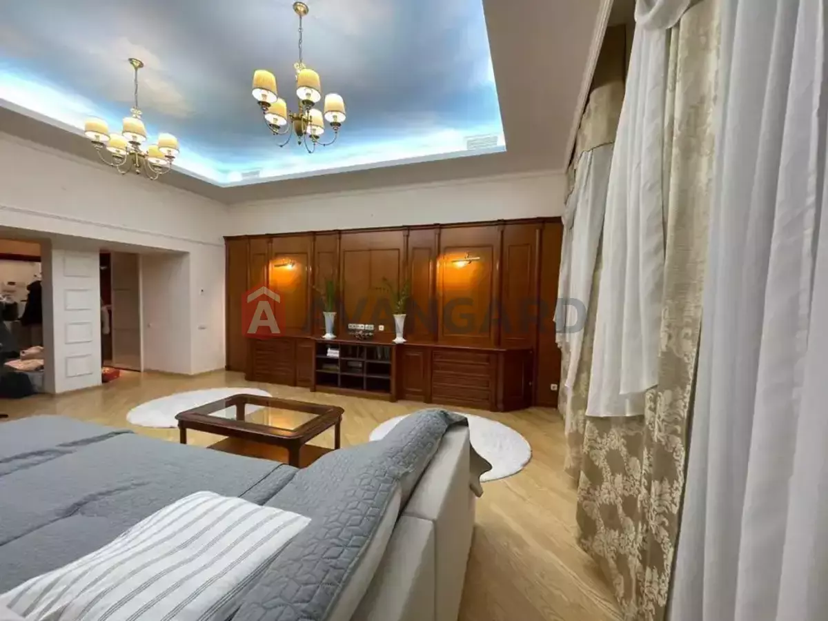 4 ����. ��������, 178/85/32 ��. �., 3/5 ���� ���� 1