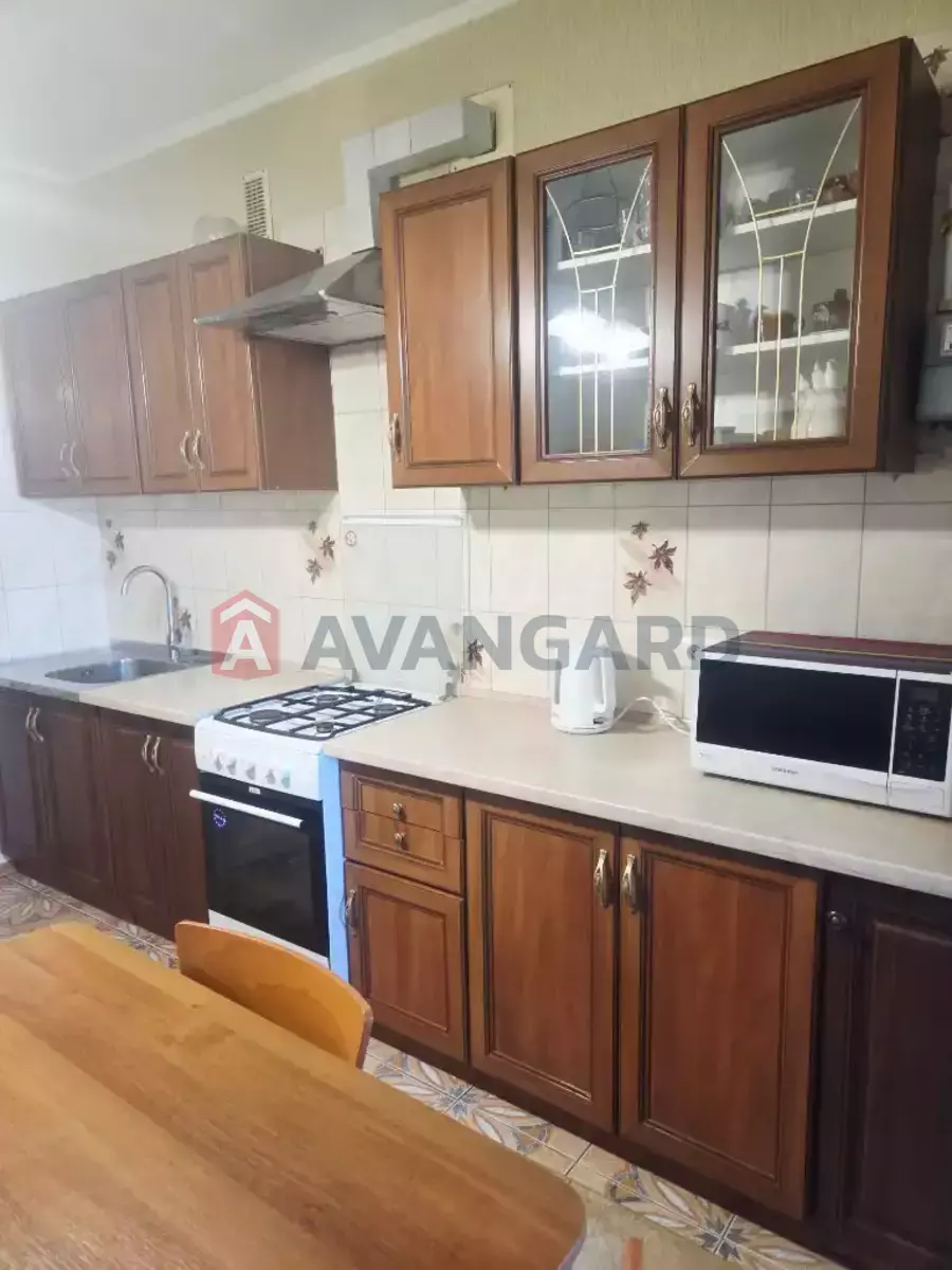 1 ��. ��������, 52/20/11 ��. �., 7/10 ������ ���� 26