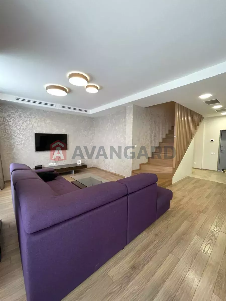 4 ��. ��������, 145/-/50 ��. �., 5/7 ������ ���� 14