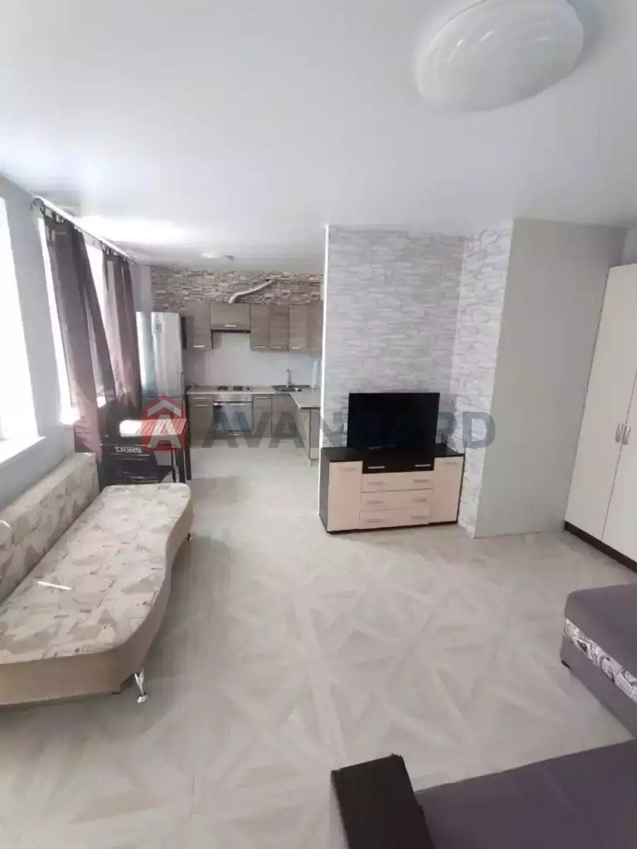 1 ��. ��������, 39/-/- ��. �., 2/4 ������ ���� 10