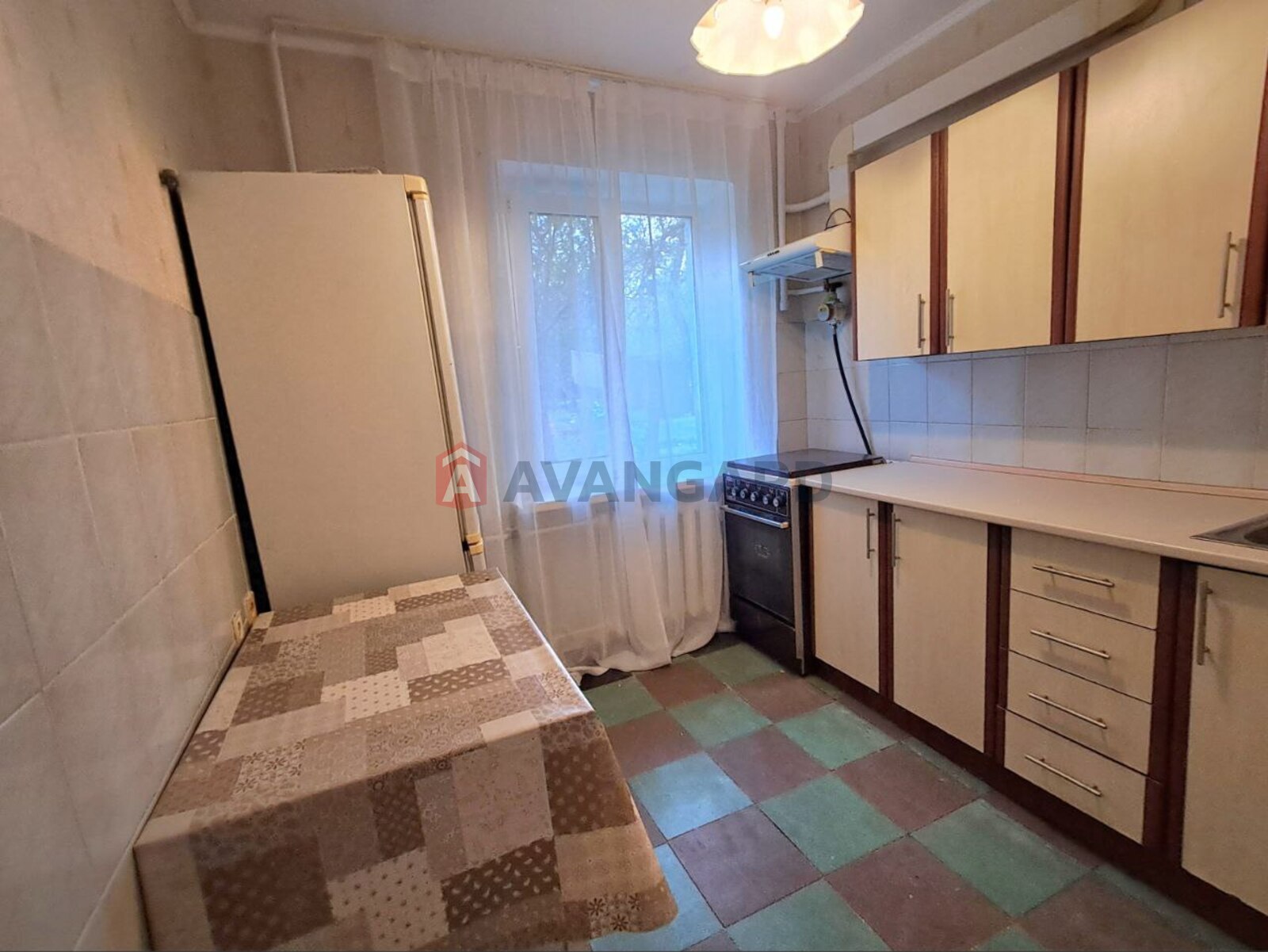 1 ��. ��������, 32/18/6 ��. �., 1/5 ������ ���� 3