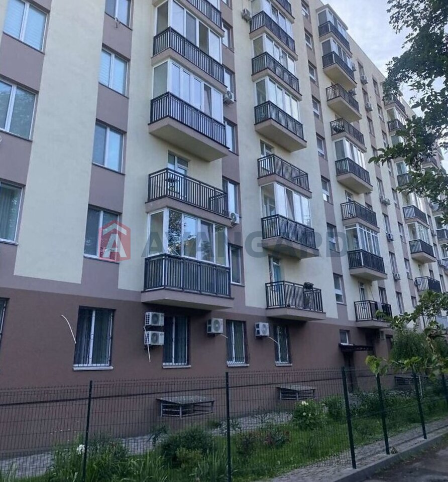 1 ��. ��������, 37/18/16 ��. �., 2/9 ������ ���� 2