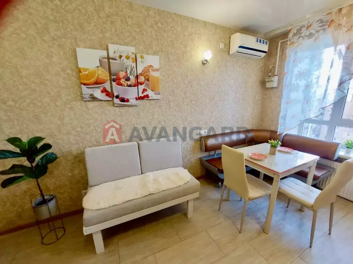 2 ��. ��������, 48/30/18 ��. �., 8/12 ������ ���� 4