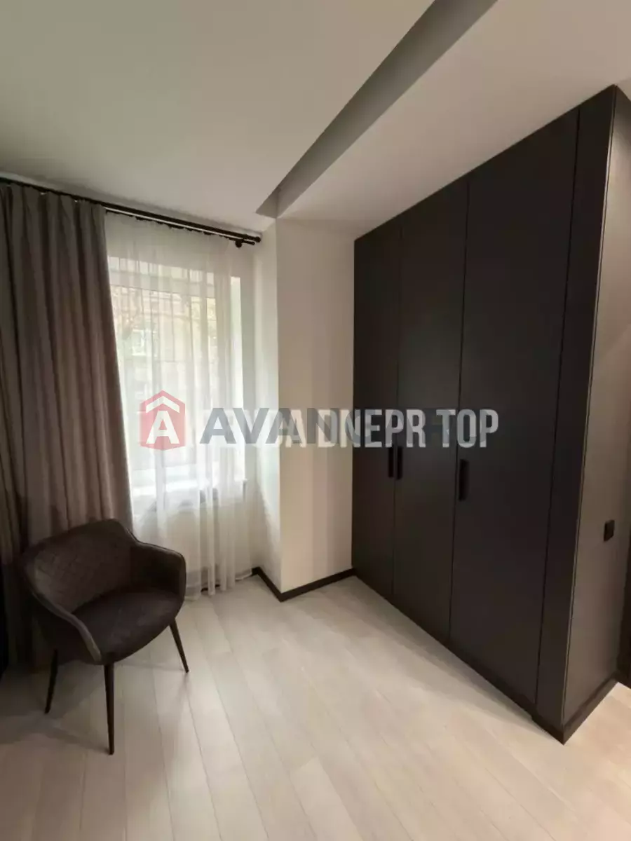 2 . , 40/-/- . ., 2/3   8