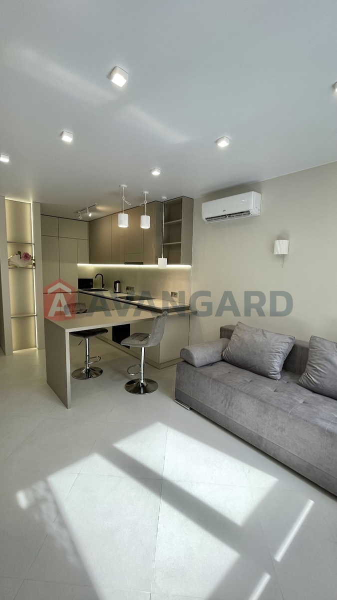 1 . , 43/17/20 . ., 5/10   8