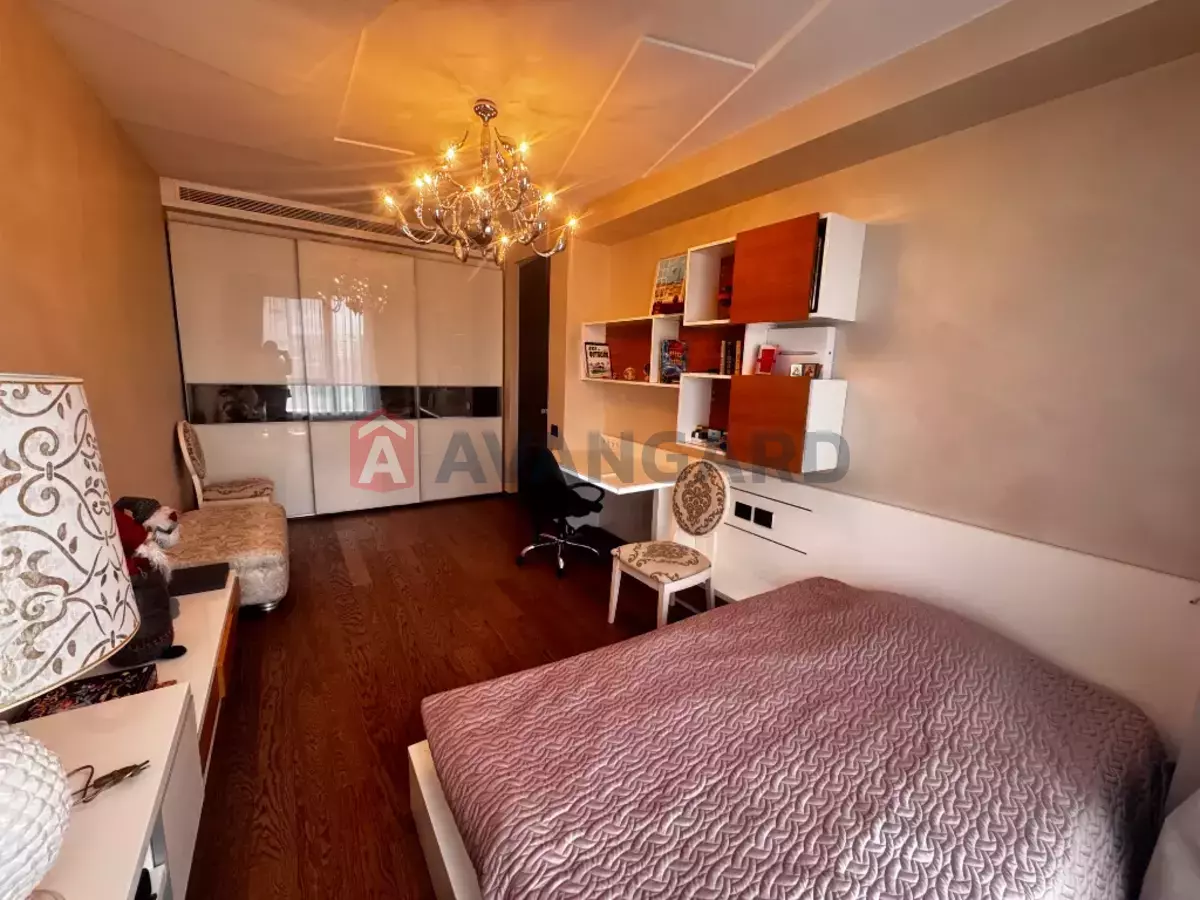 4 ��. ��������, 150/-/- ��. �., 7/8 ������ ���� 16