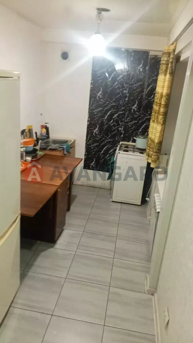 3 ����. ��������, 55/-/12 ��. �., 5/5 ���� ���� 2