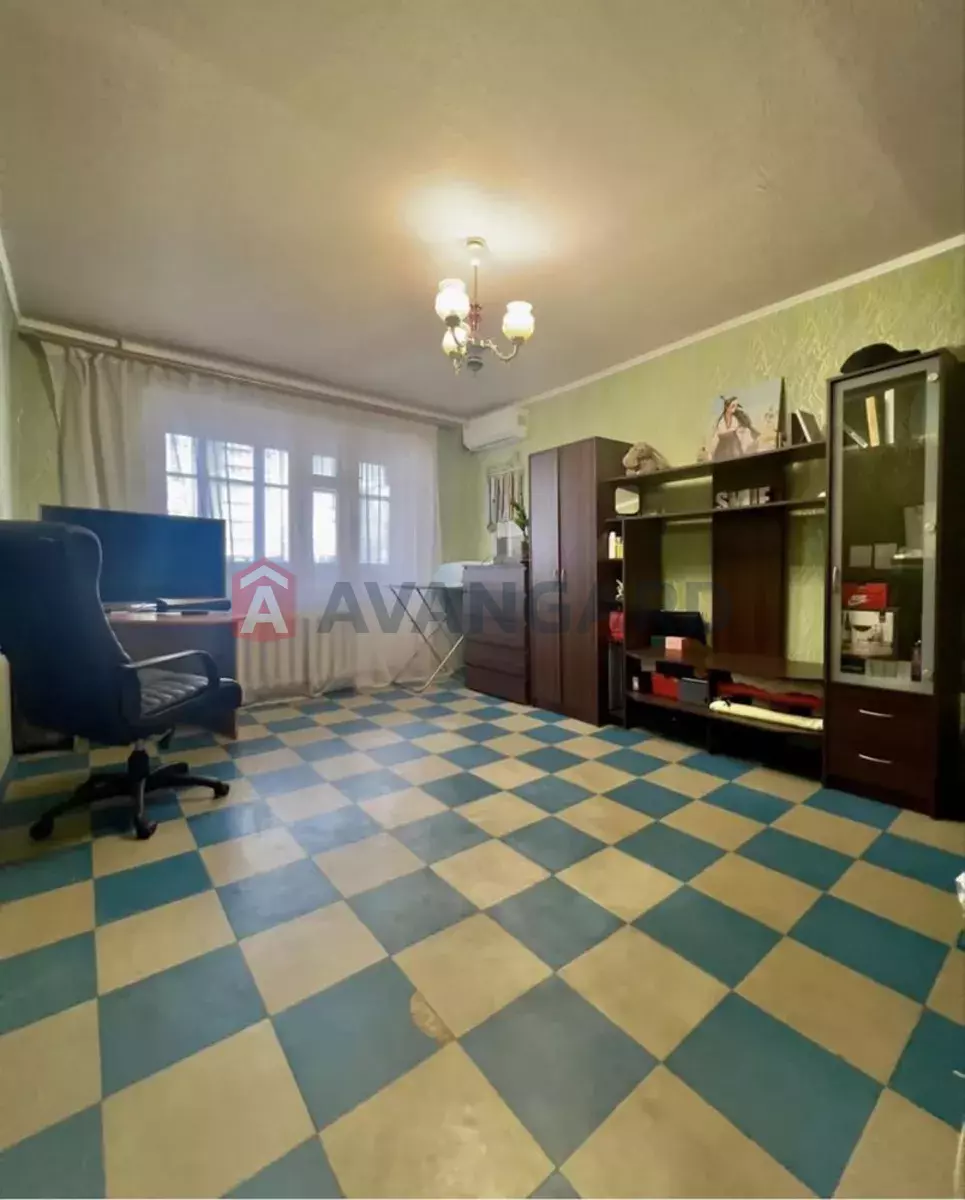 1 ����. ��������, 40/-/9 ��. �., 5/12 ���� ���� 2