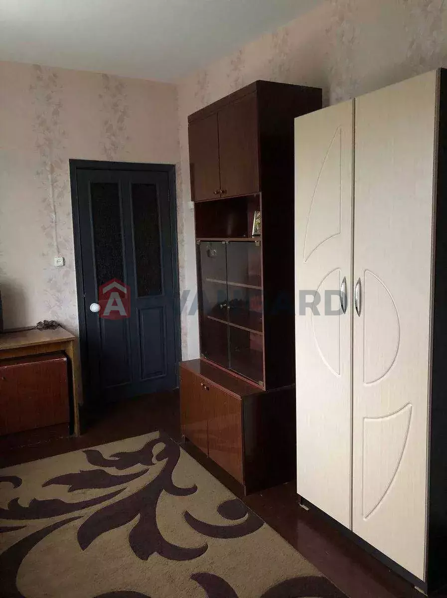 2 ��. ��������, 48/-/3 ��. �., 5/5 ������ ���� 8