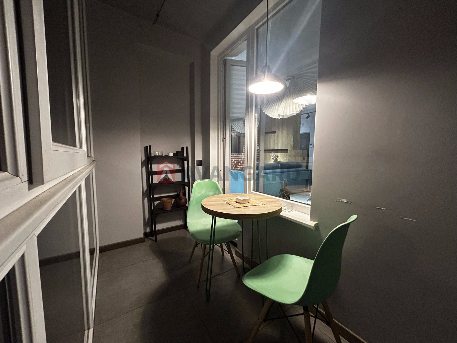 2 ��. ��������, 100/33/40 ��. �., 10-11/11 ������ ���� 7